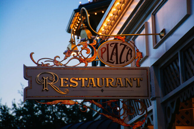 restaurant signage